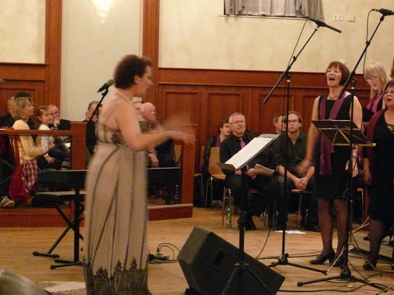 05.11.2011: Blech trifft Stimme  4. Konzert mit dem Blasmusikverein